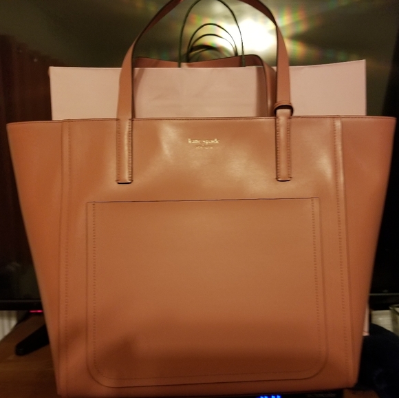 Brand new with tags large Kate Spade tote - Picture 2 of 4